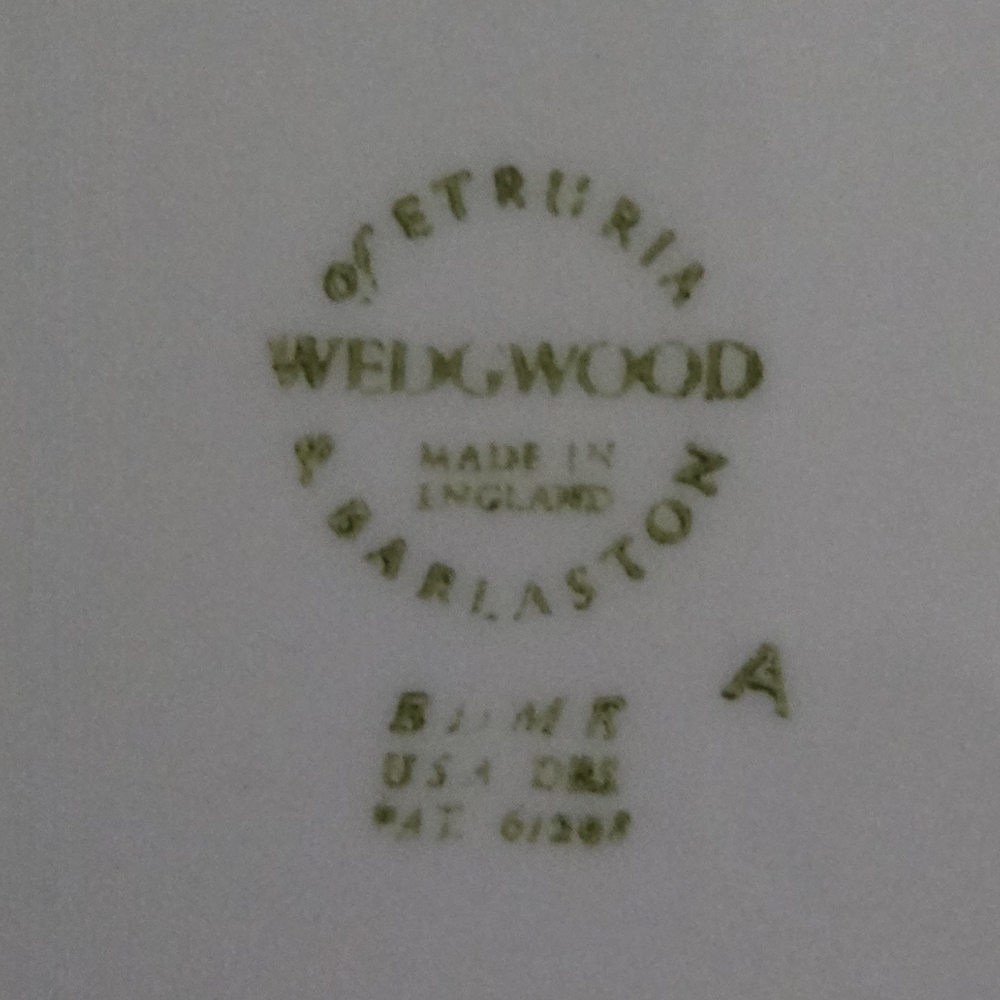 Elegant Wedgewood Serving Tray - Picture 11 of 16